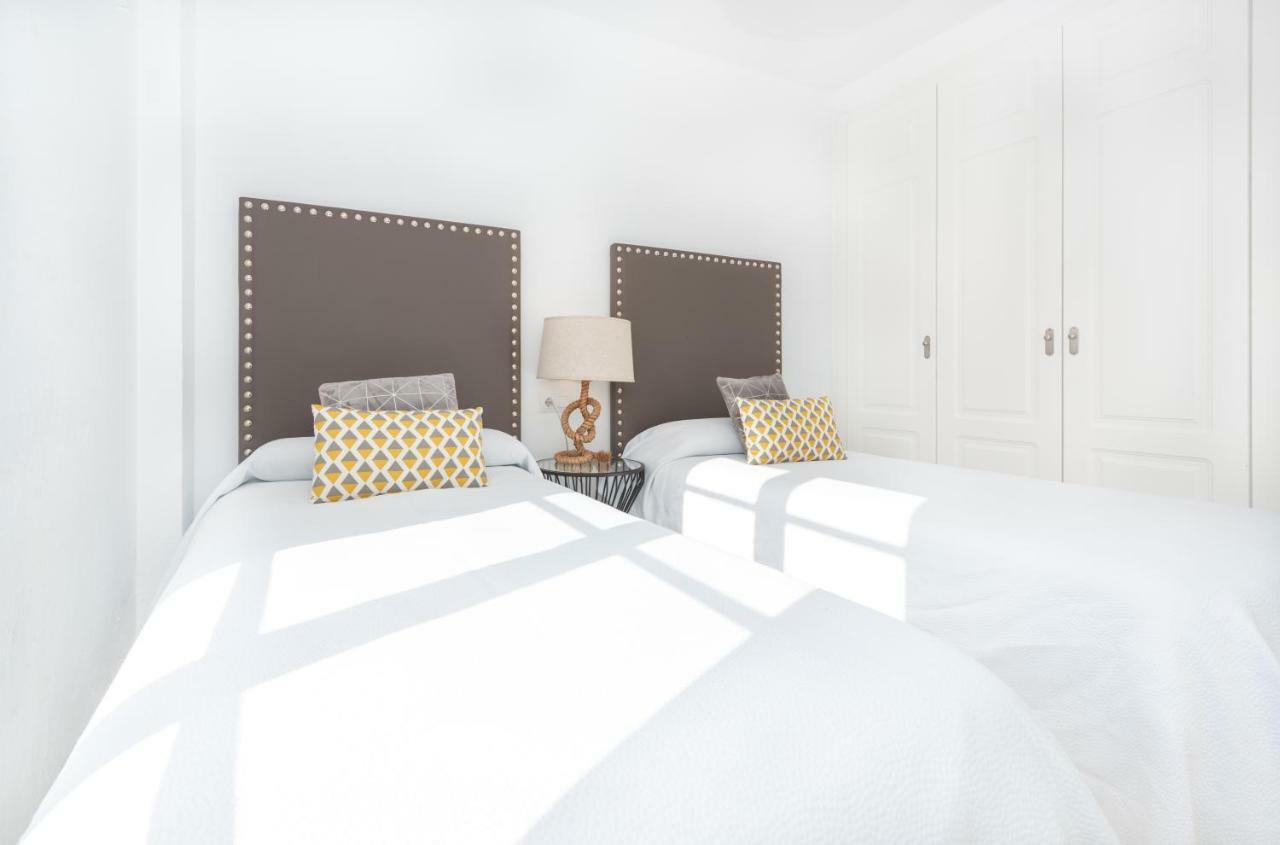 Myramar Premium Center Apartment Malaga Exterior photo